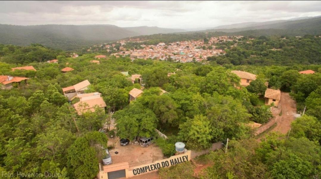 Complexo Halley Ленсойс Экстерьер фото